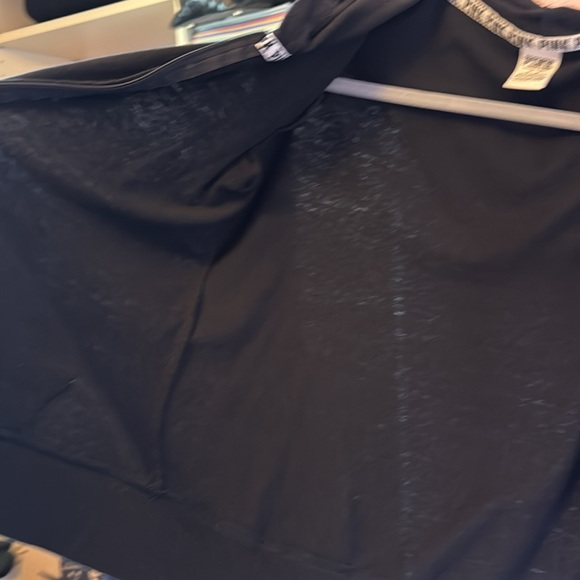 Pink Sweater - Picture 4 of 4